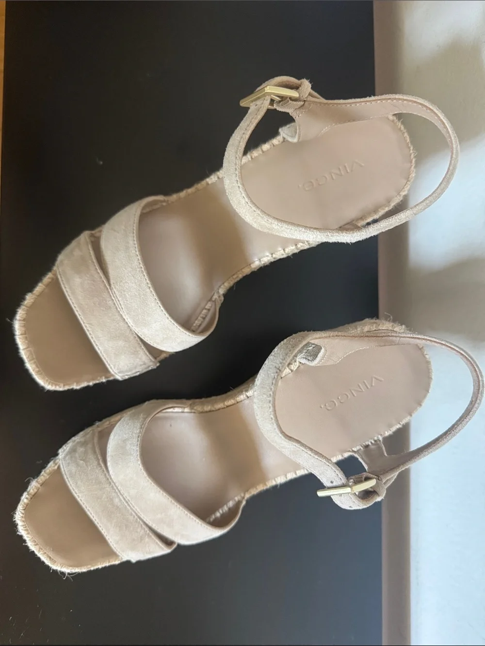 Vince Beige Suede Espadrille Wedge Sandals 👡